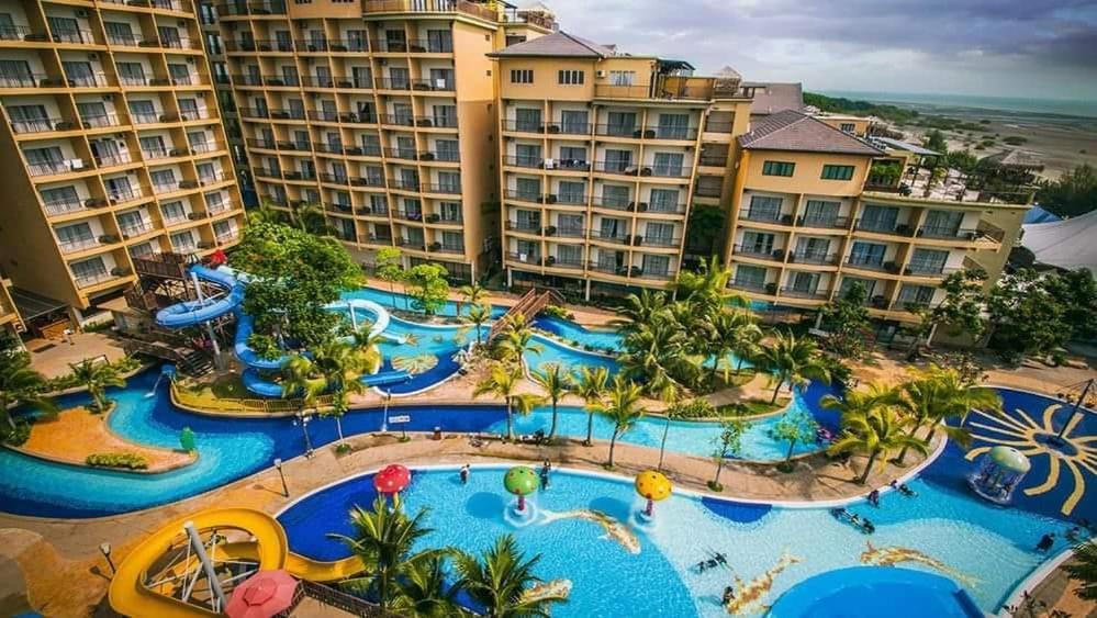 Hotel Gold Coast Morib By Tim Exterior foto